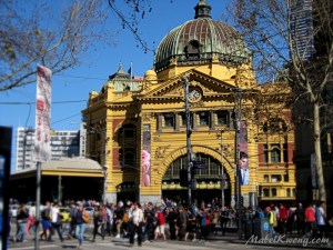 When it's a nice day outside, it's a sign for us to stop blogging, get outdoors and enjoy the finer things in life. Flinders St Station | Weekly Photo Challenge: Signs.