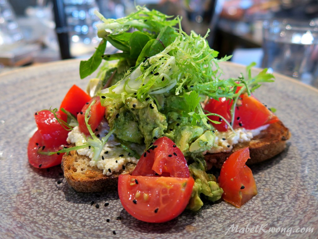 No matter which way you turn this plate of avocado on toast, it looks the same | Weekly Photo Challenge: Symmetry.