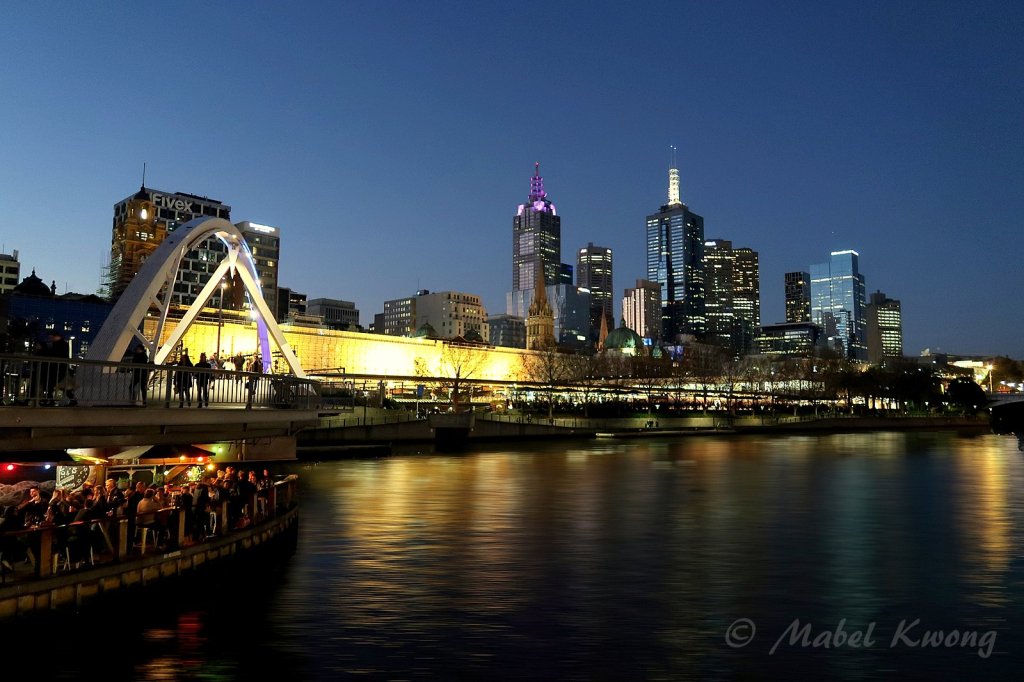 Introverts might feel lonelier in a crowd than being alone.