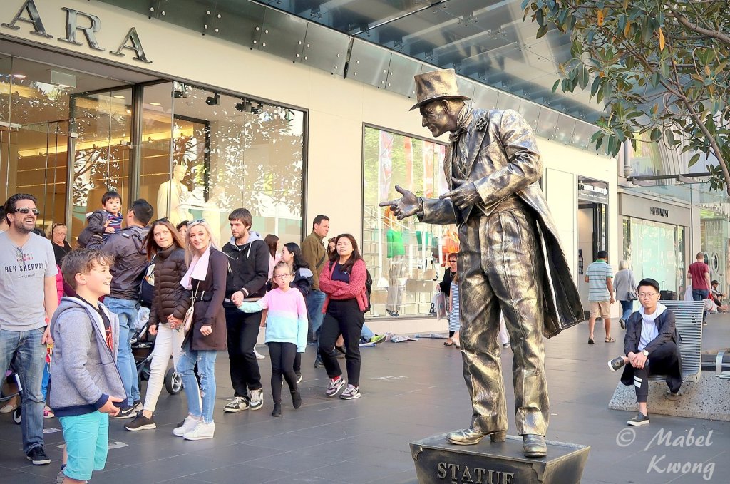 Different greetings, different reactions.