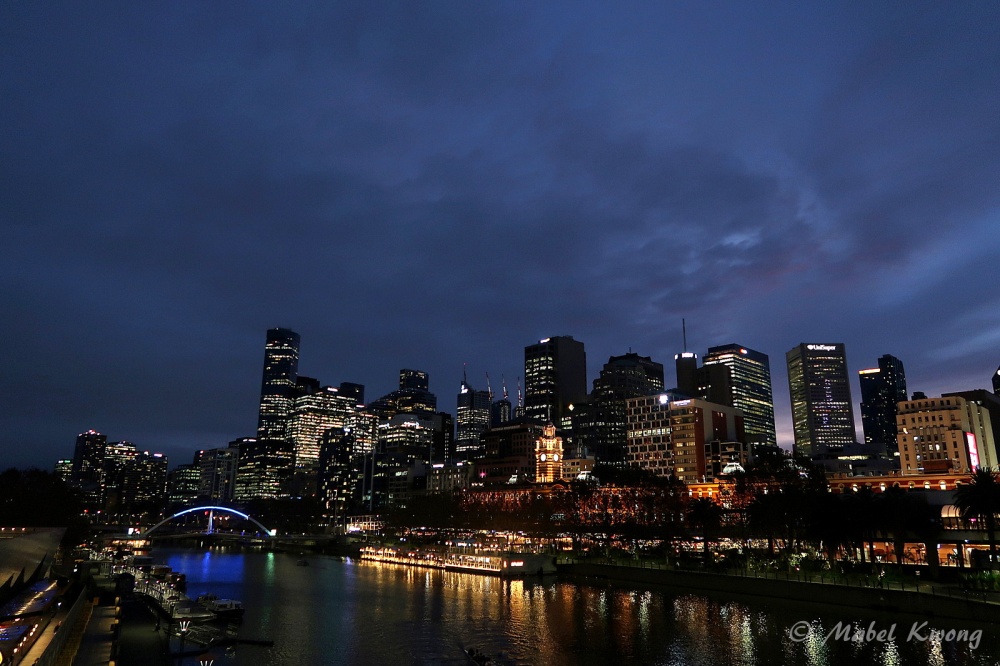 Sunset Blue Hour. Princes Bridge. Melbourne, Australia (4)